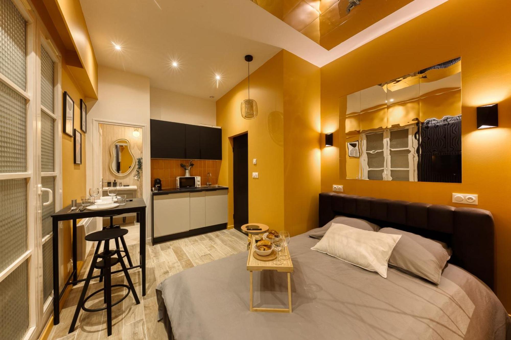 Deluxe Spa Suite Caramel Sweetness Melun Exterior foto