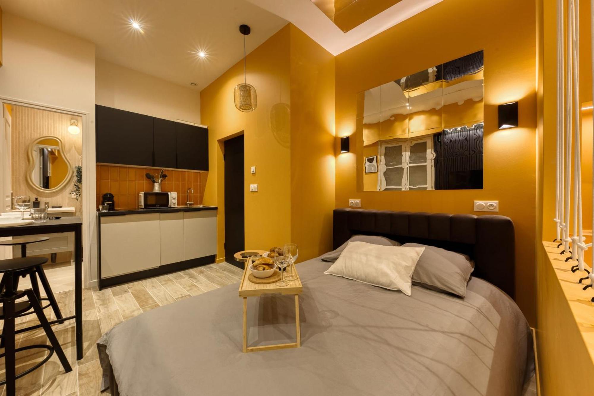 Deluxe Spa Suite Caramel Sweetness Melun Exterior foto